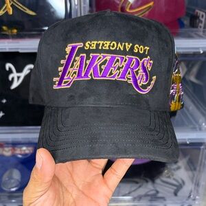 Black Los Angeles Lakers Cap